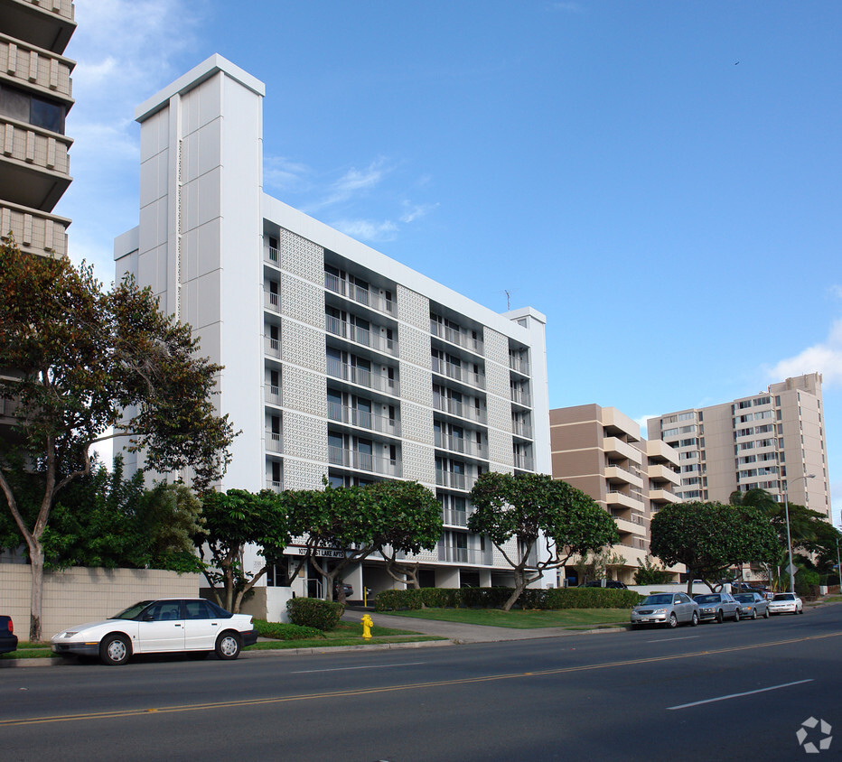 Foto del edificio - East Lake Apartments