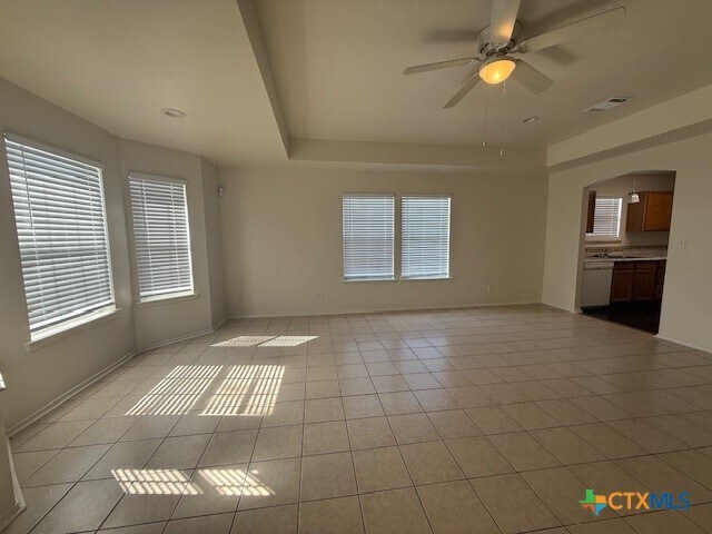 Foto del edificio - 1160 Hilltop Dr