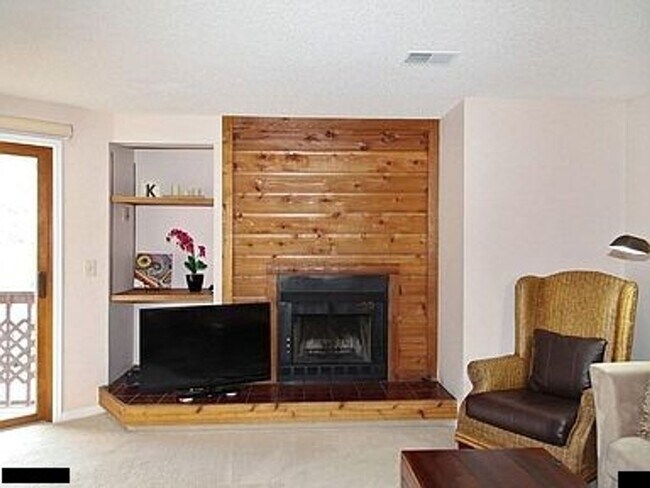 Foto del edificio - 2892 Shadow Creek Dr