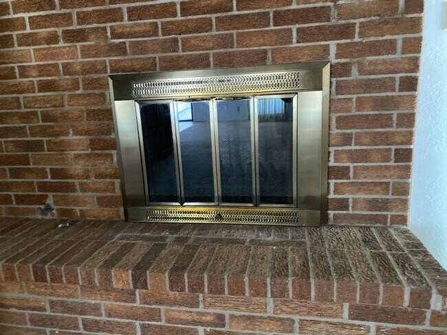 Foto del edificio - 325 32nd St NE