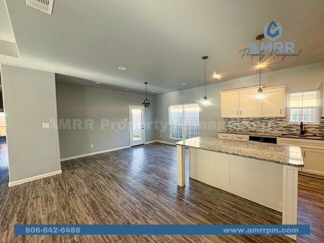 Foto del edificio - 3-Bedroom Home In Suburban-Style Neighborhood!