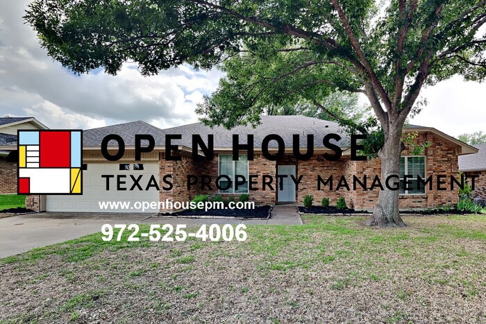 Foto principal - 10101 Stoneleigh Dr, Benbrook
