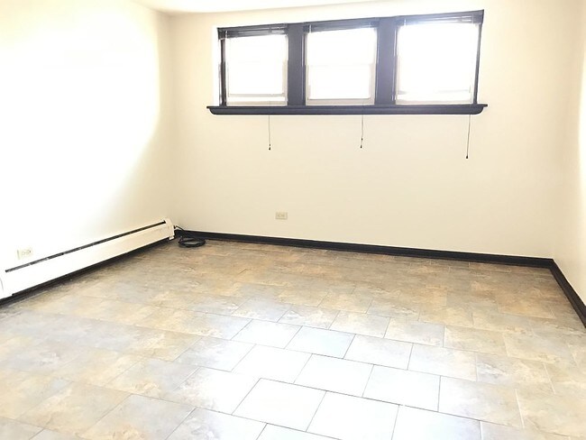 Foto del edificio - 2951 N Long Ave