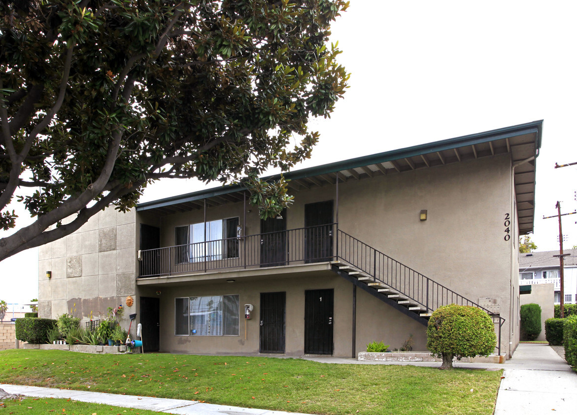 Building Photo - 2040 S Spinnaker St