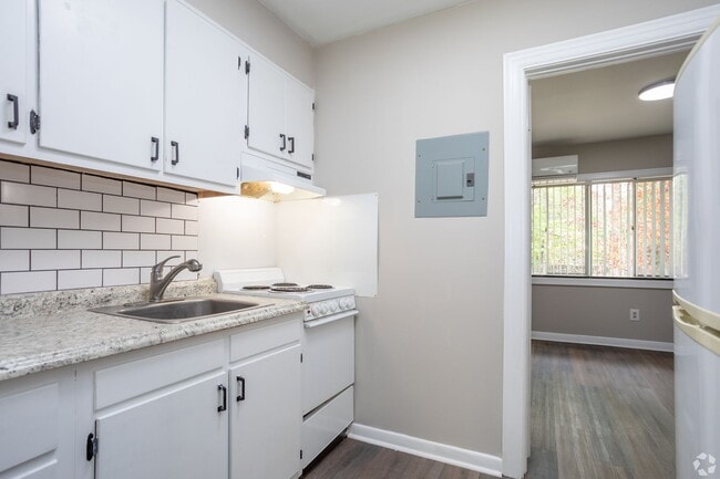 Foto del edificio - 206 S Elm St