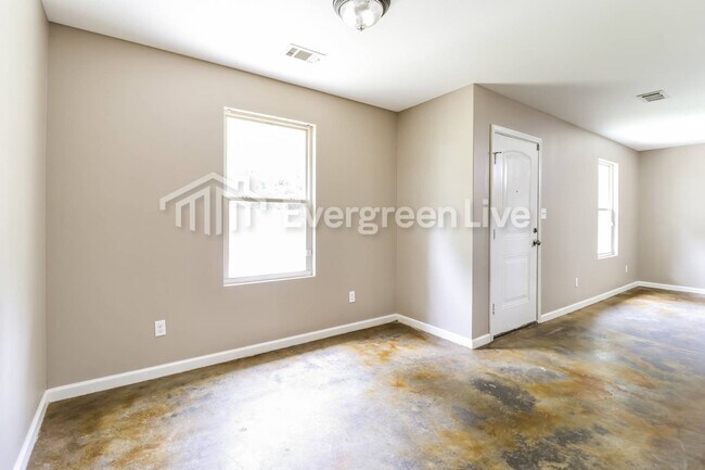 Building Photo - 1300 Ridge Rd