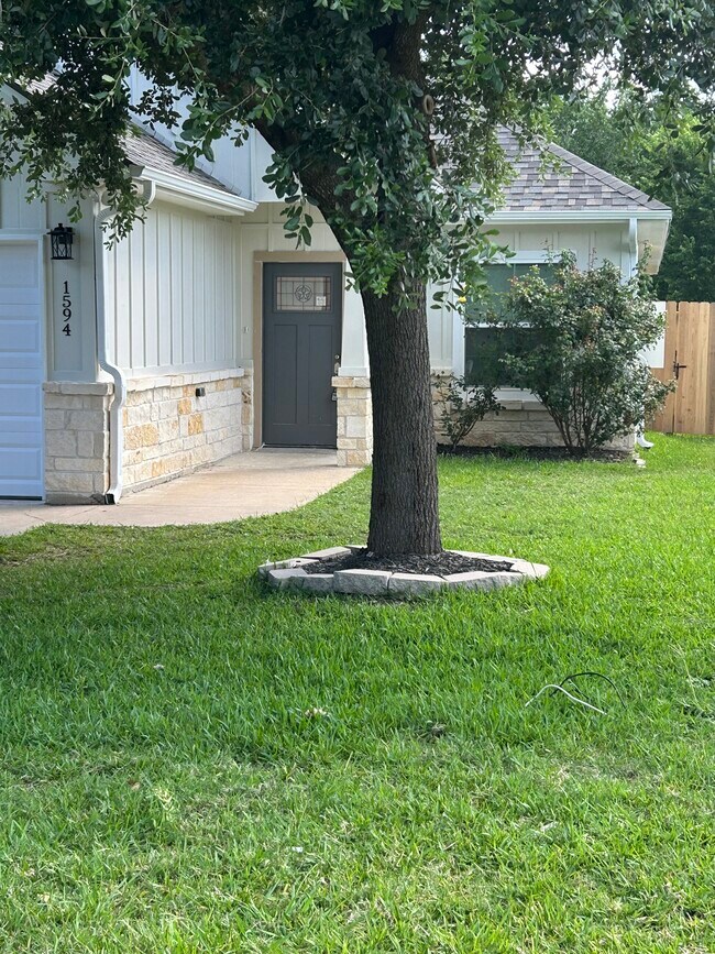 Foto del edificio - 1594 Wimberly Pl