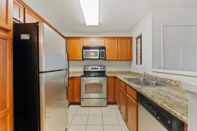 Foto del edificio - Conveniently Located - Available Immediately!
