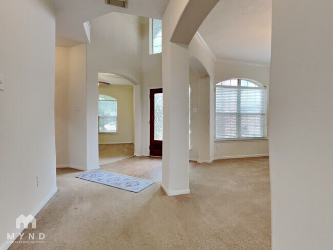 Foto del edificio - 17934 Barton Ridge Ln