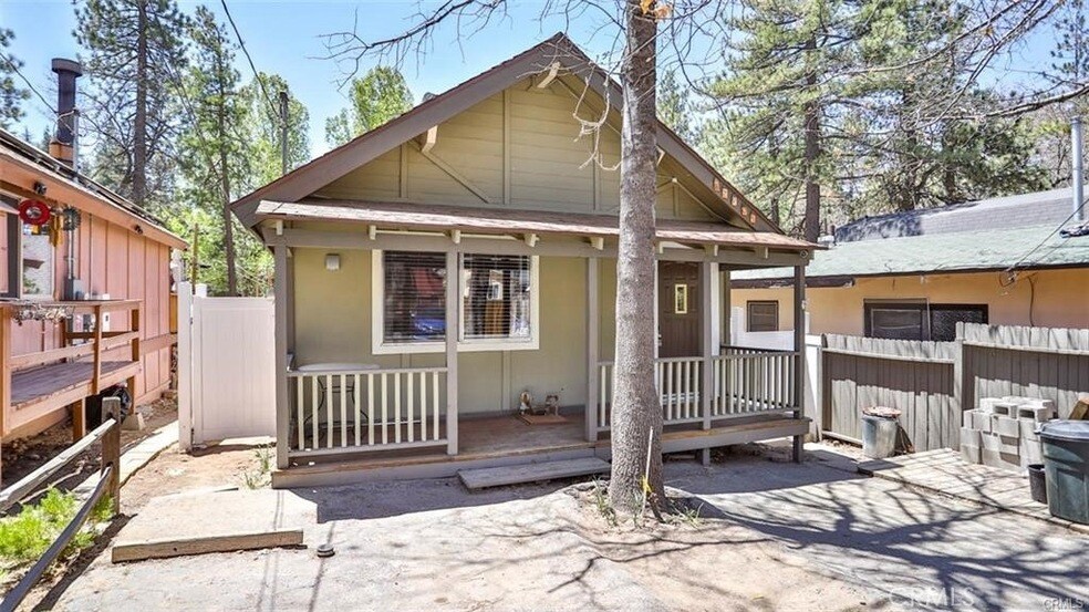 Foto principal - 32905 Chipmunk Ln