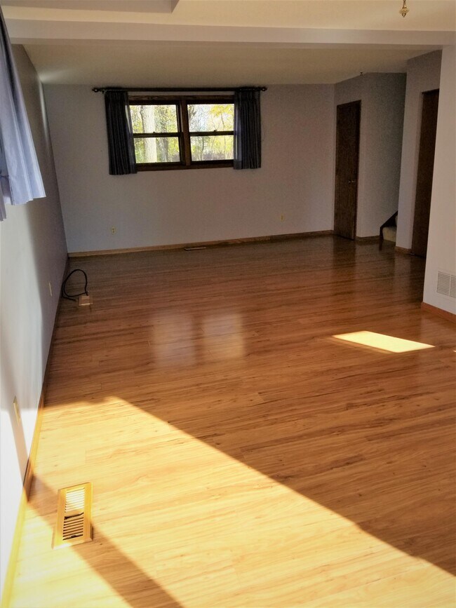 Foto del edificio - 12817 15th Ave N
