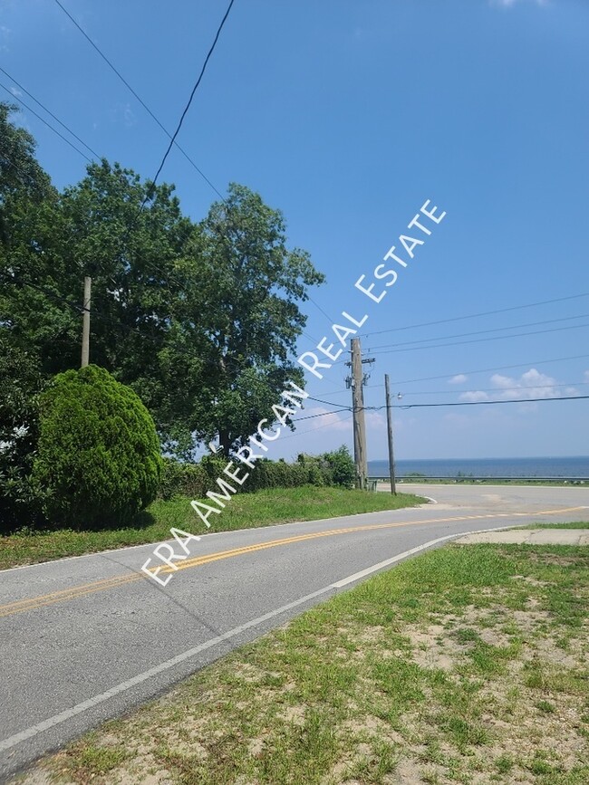 Building Photo - Choctaw Beach Two Bedroom!