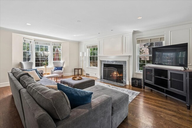 Foto del edificio - 526 Orchard Ln