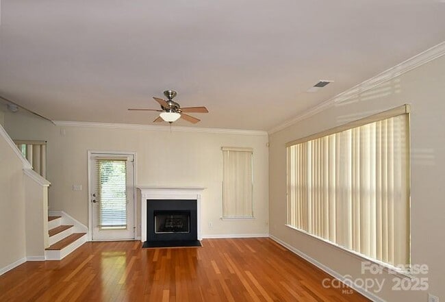 Building Photo - 15224 Coventry Ct Ln