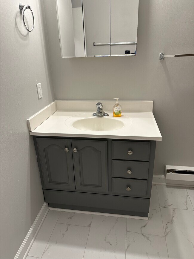 Foto del edificio - 226 Maple St