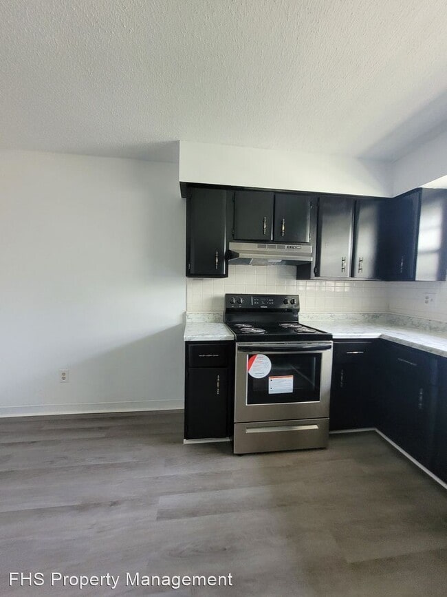 Building Photo - 2 br, 1.5 bath House - 807 S Jefferson Ave...