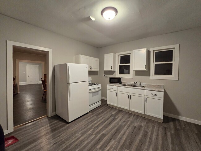 Foto del edificio - 3150 W 40th St