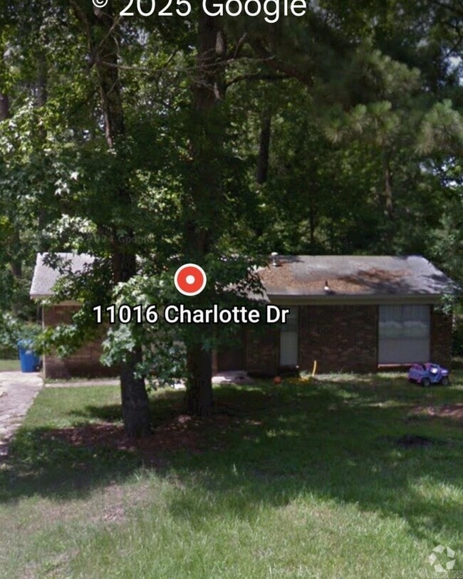 Building Photo - 11016 Charlotte Dr