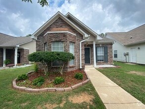Building Photo - 5303 Cottage Ln