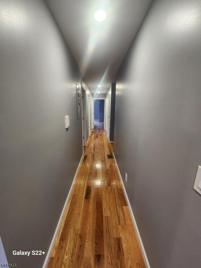 Foto del edificio - 388 S 9th St
