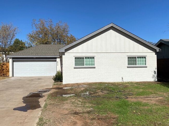 Building Photo - 4612 Brookdale Dr