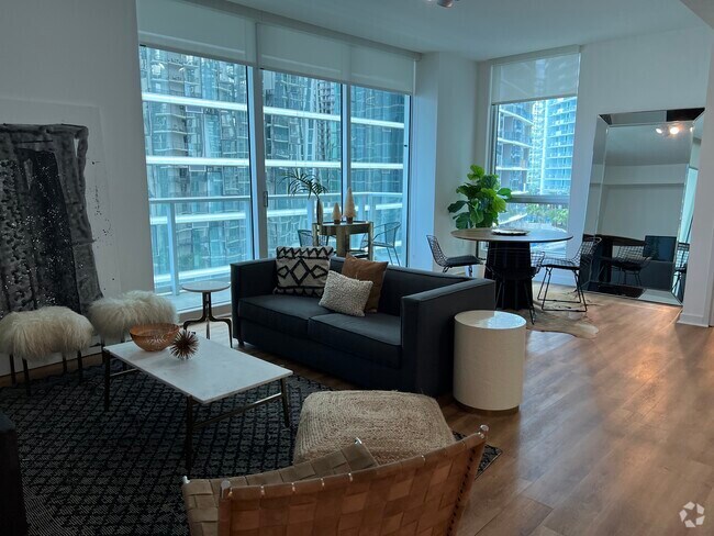 Building Photo - 300 S Biscayne Blvd