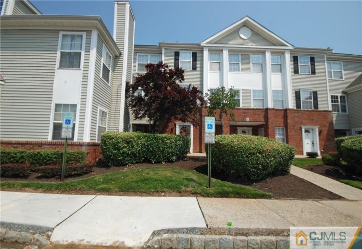 Primary Photo - 2007 Ridgeview Ct