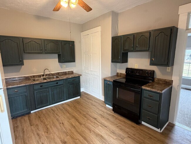 Foto del edificio - FordAve12