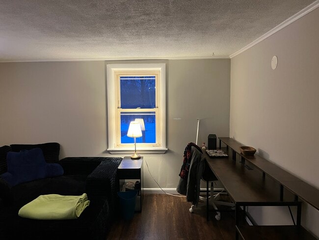 Foto del edificio - 786 Marion Rd