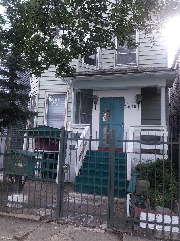 Primary Photo - 2638 N Springfield Ave