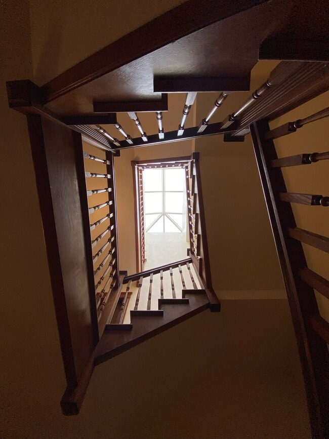 Building Photo - 9 Fairfield St