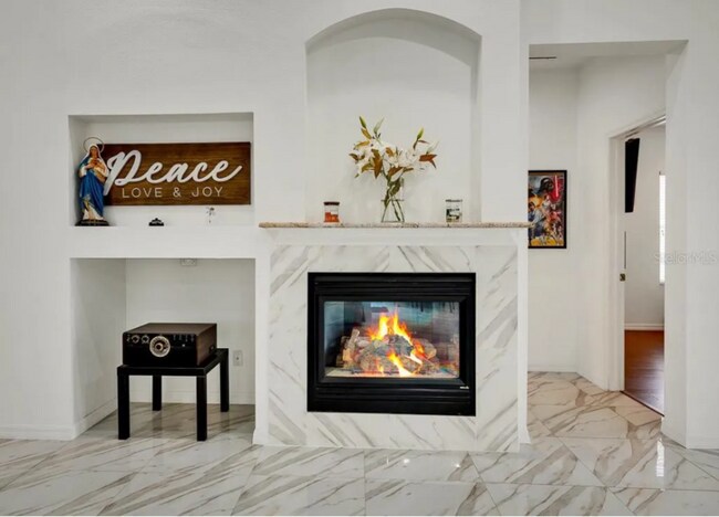 Foto del edificio - 9512 Greenpointe Dr