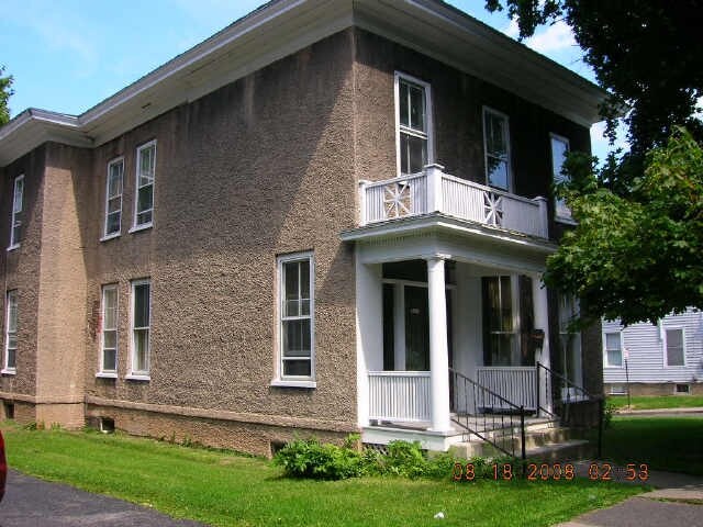 Primary Photo - 268 Castle St