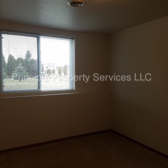 Building Photo - 2949 Popplewood Ct