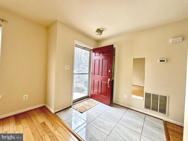 Foto del edificio - 22006 Stone Pier Ln