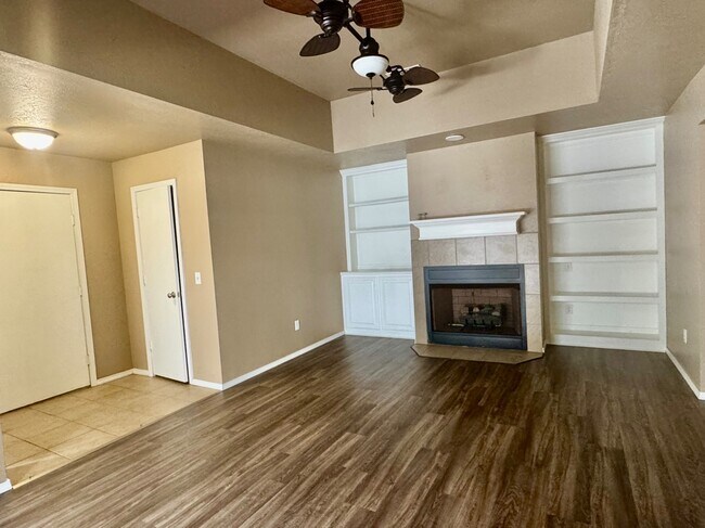 Foto del edificio - 421 Sterling Pointe Way