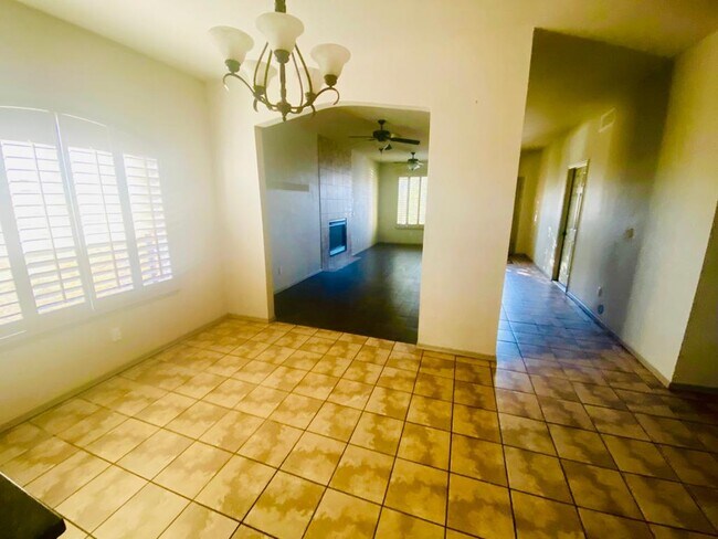 Foto del edificio - 4136 Tierra Venado Dr