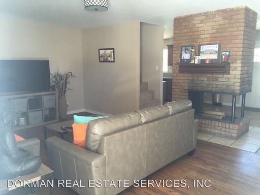 Building Photo - 1513 Rosemont Dr