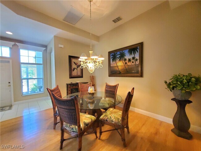 Foto del edificio - 1211 Chelmsford Ct