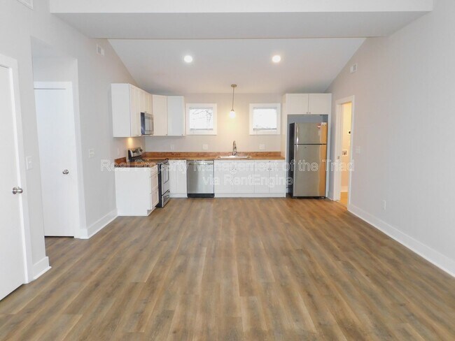 Foto del edificio - 934 Albert St SW