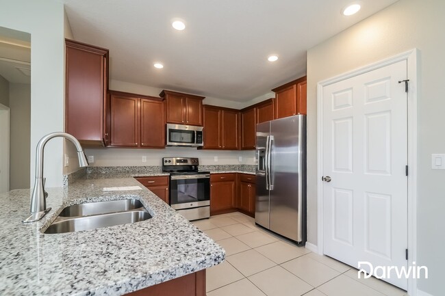 Building Photo - 307 Granite Pl