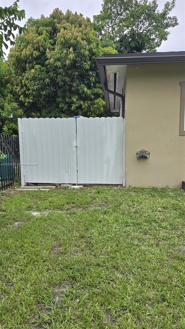 Building Photo - 11930 SW 187th St