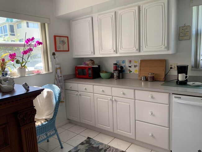 Foto del edificio - 3 Colonial Club Dr