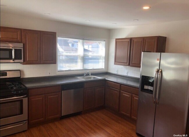 Foto del edificio - 77 Andrew St