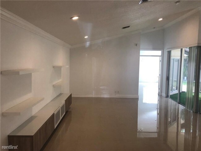 Building Photo - 3 br, 2 bath House - 6160 La Vida Ter