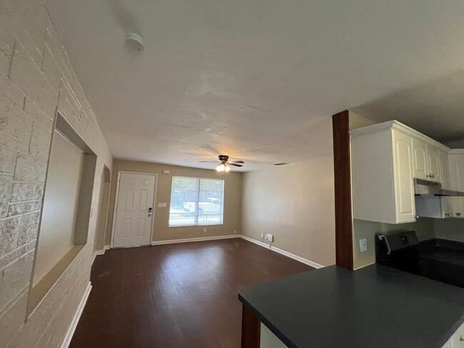 Foto del edificio - 3702 SW 58th Terrace