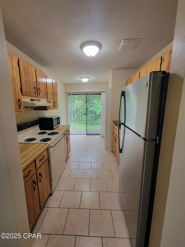 Foto del edificio - 3429 Orchard Wood Rd