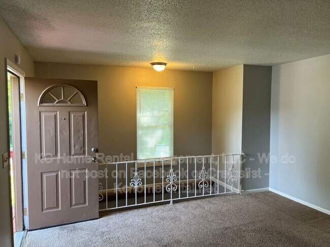 Foto del edificio - 418 N Jennings Rd