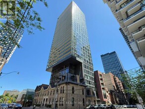 Building Photo - 47 Mutual St