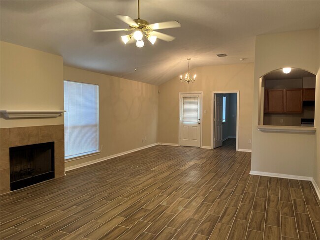 Foto del edificio - 4018 Teal Run Meadows Dr